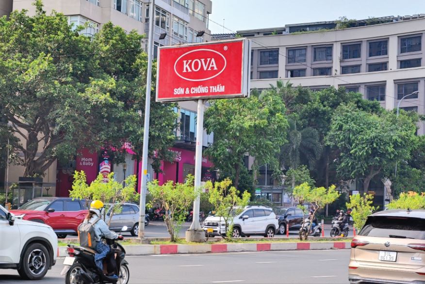 LIGHTBOX - (11) SỐ 49 NGUYỄN HỮU CẢNH, ĐỐI DIỆN SAIGON PEARL, PHƯỜNG THẠNH MỸ TÂY, TP. HCM