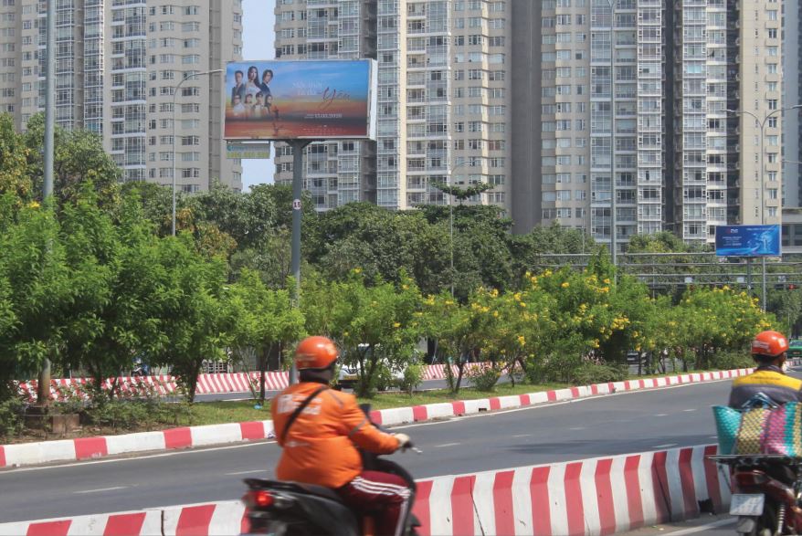 LIGHTBOX - (15) ĐỐI DIỆN TÒA NHÀ MANOR ĐƯỜNG NGUYỄN HỮU CẢNH, PHƯỜNG THẠNH MỸ TÂY, TP. HCM