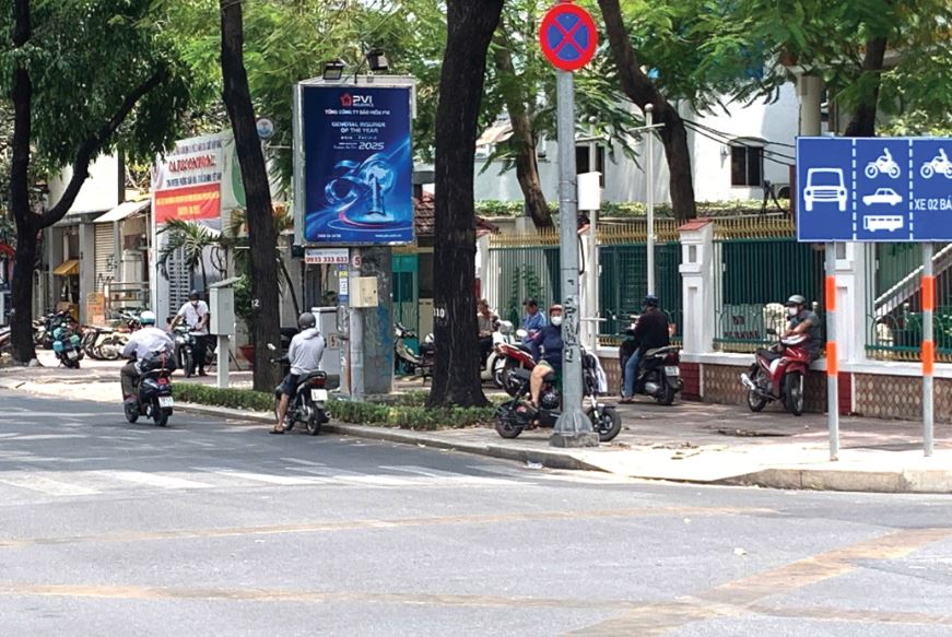 LIGHTBOX - (05) 226 PASTEUR, QUẬN 3, TP. HCM